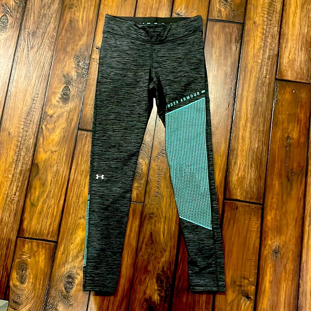 Under Armour leggings size medium